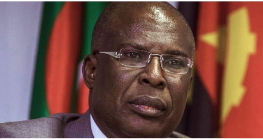 EXCLUSIVE: Coup Plot: Nigerian Army Raids Abuja Residence Of Buhari's Former Petroleum Minister